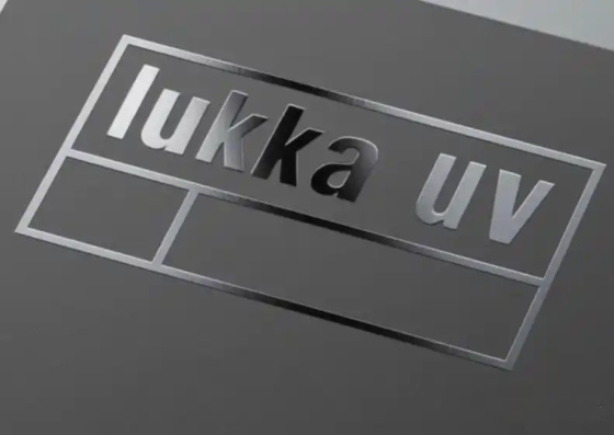 Printing Process: UV Coating