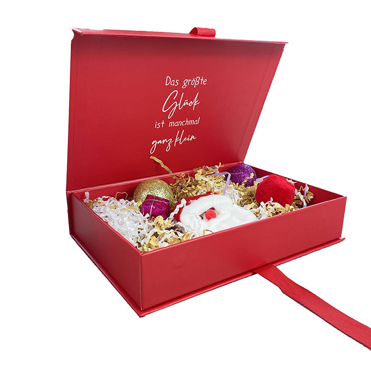 Christmas Paper Gift Box Magnetic Packaging for New Year Presents